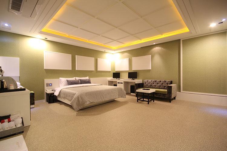 H Moment Hotel Songjeong Пусан Экстерьер фото