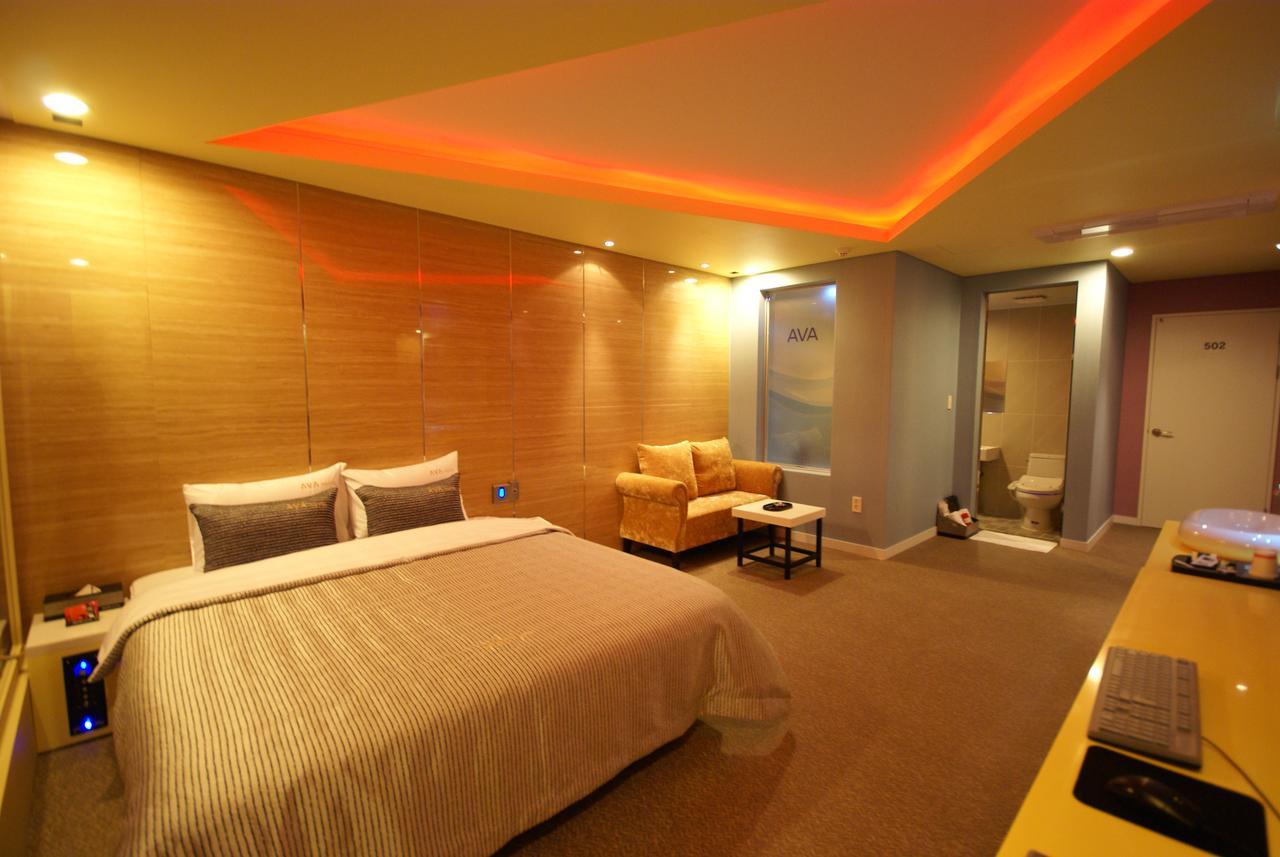 H Moment Hotel Songjeong Пусан Экстерьер фото
