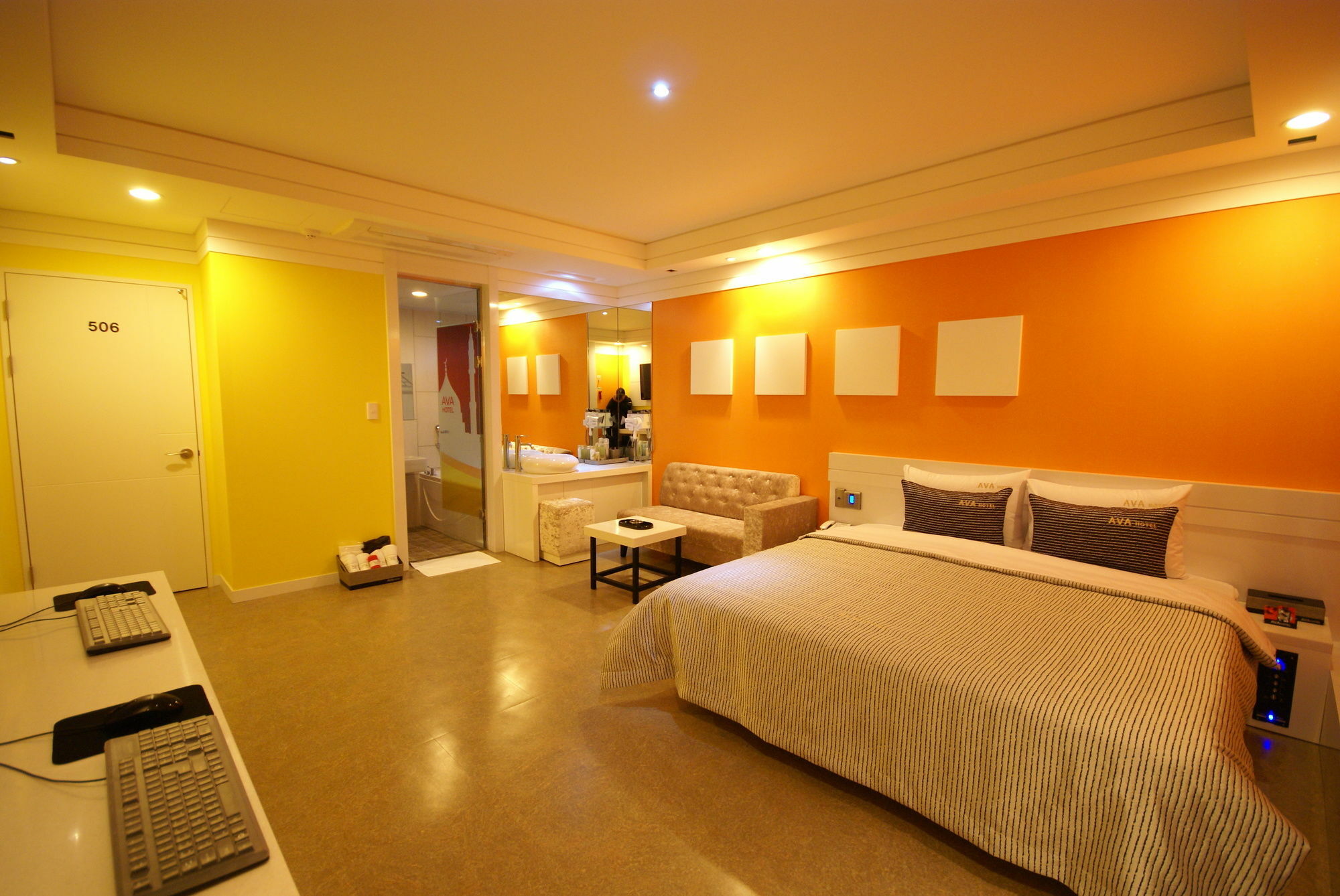H Moment Hotel Songjeong Пусан Экстерьер фото