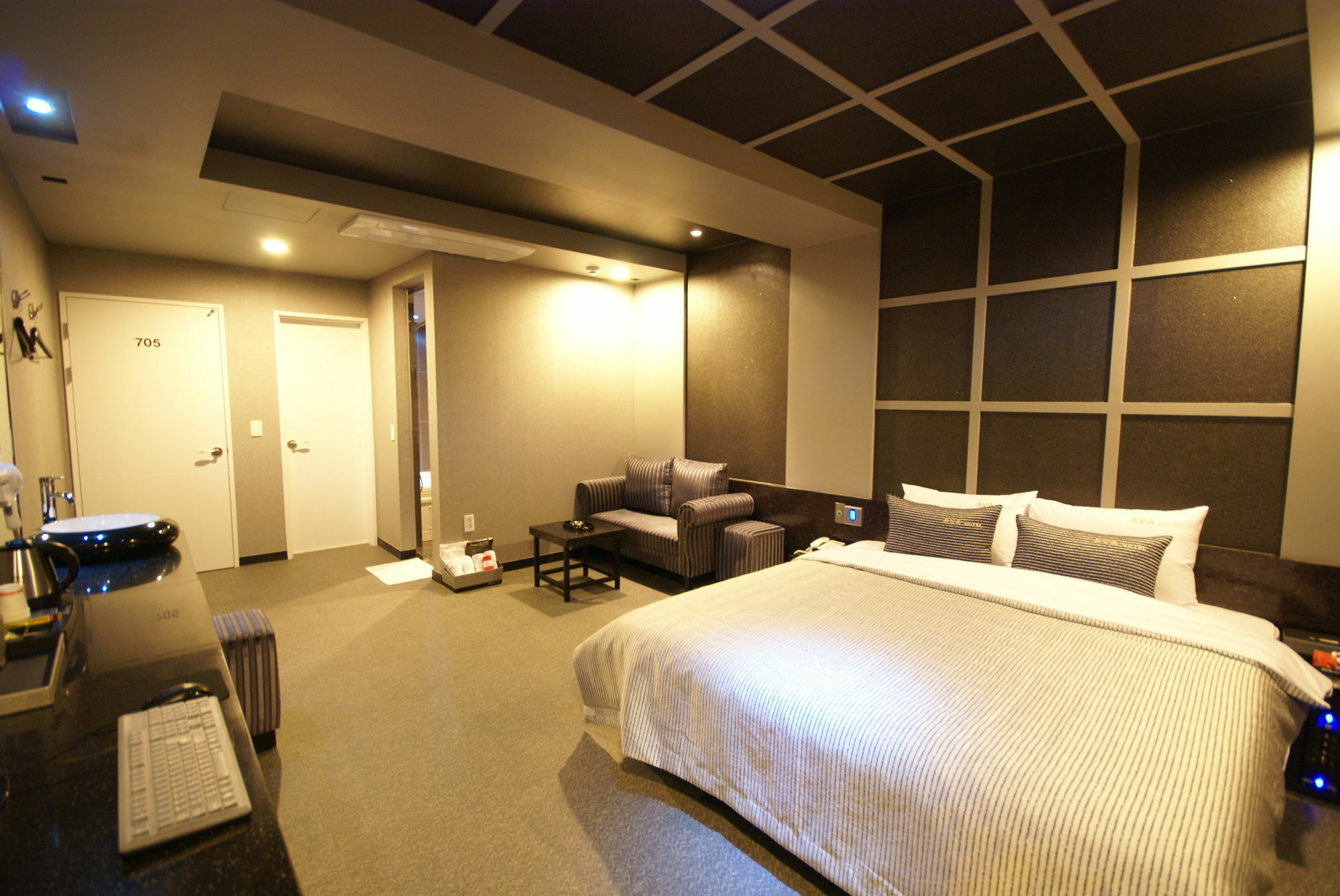H Moment Hotel Songjeong Пусан Экстерьер фото