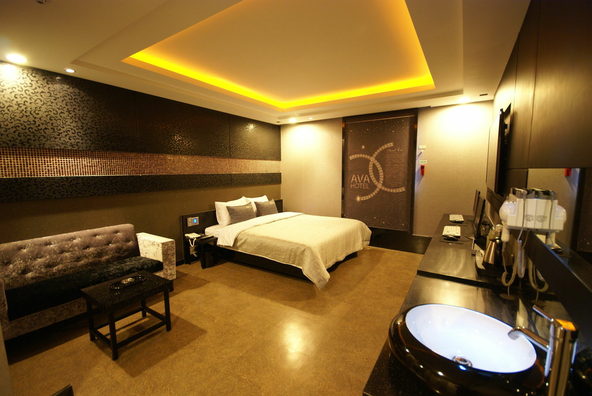 H Moment Hotel Songjeong Пусан Экстерьер фото