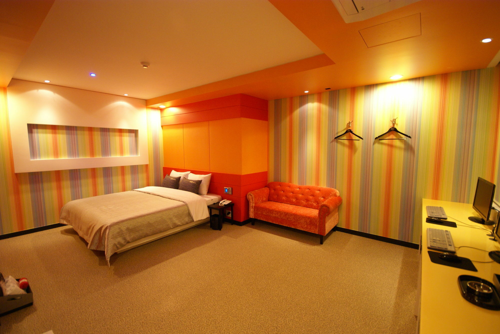 H Moment Hotel Songjeong Пусан Экстерьер фото